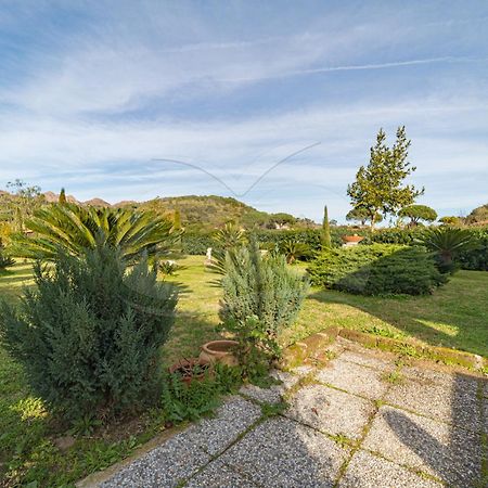 Vila Villino Girasole - Goelba Capoliveri  Exteriér fotografie